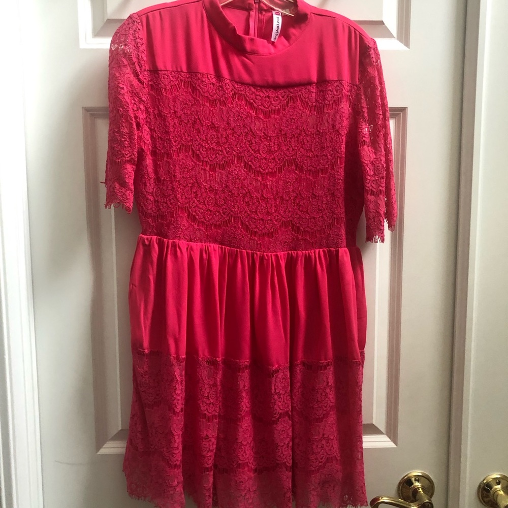 Mandarin collar lace dress